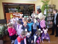 Myszka Precelka szuka przyjaciela